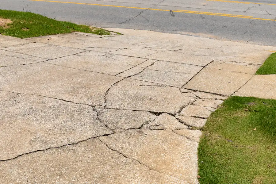 Signs You Need Concrete Driveway Repair Services in Salisbury, NC Signs You Need Concrete Driveway Repair Services in Salisbury, NC